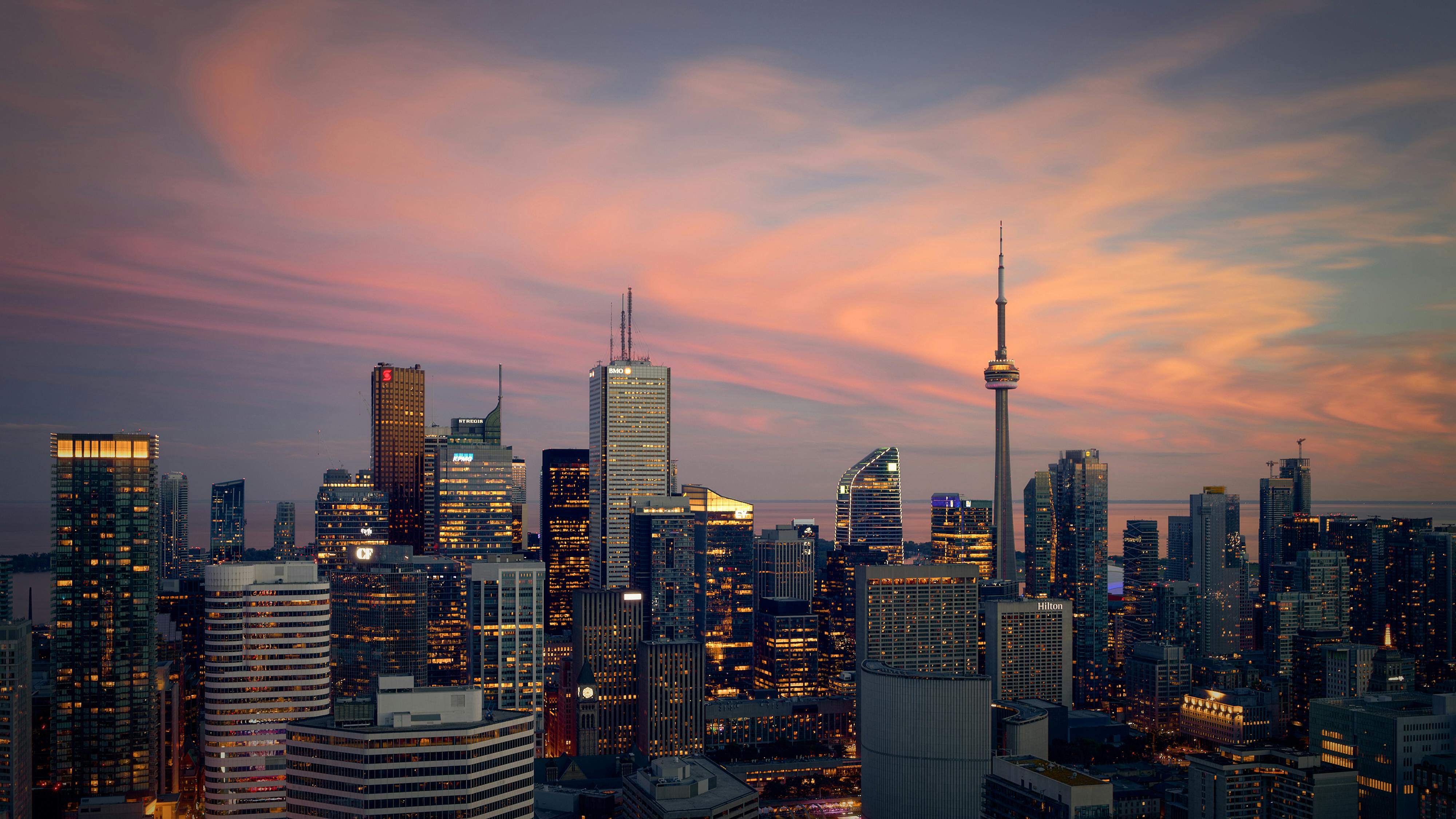 ¿Cuánto cuesta vivir en Toronto y Vancouver como estudiante en 2026?